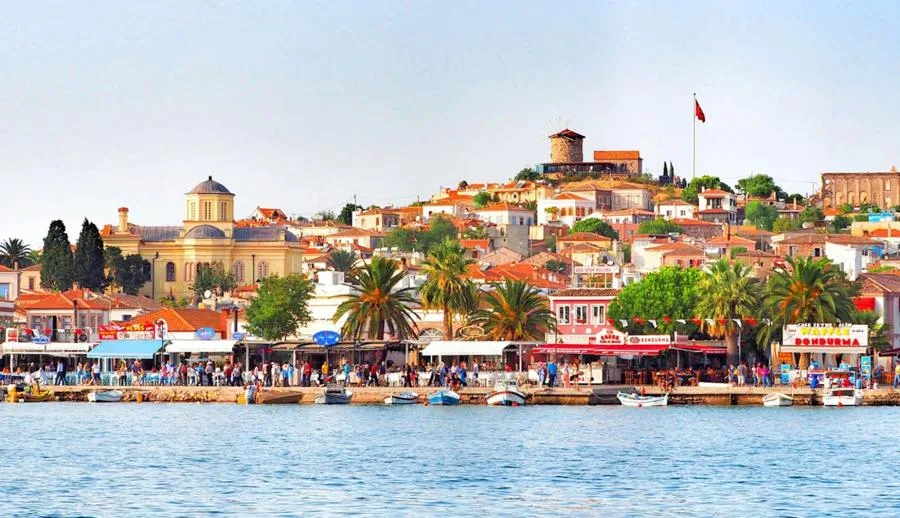 Gökçeada Bozcaada Assos Ayvalık Turu  2 Gece Otel Konaklamalı 