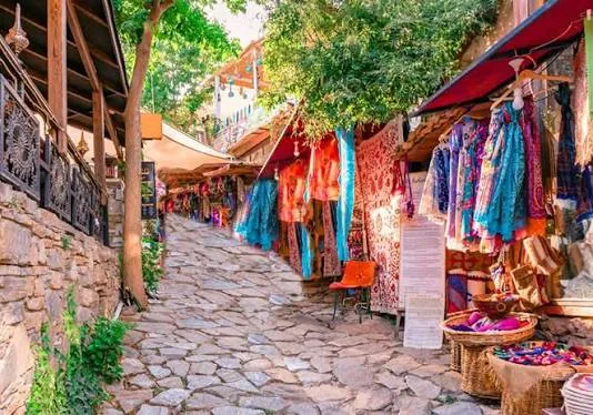İzmir Çeşme Alaçatı Şirince Efes Meryem Ana Turu 1 Gece Otel Konaklamalı