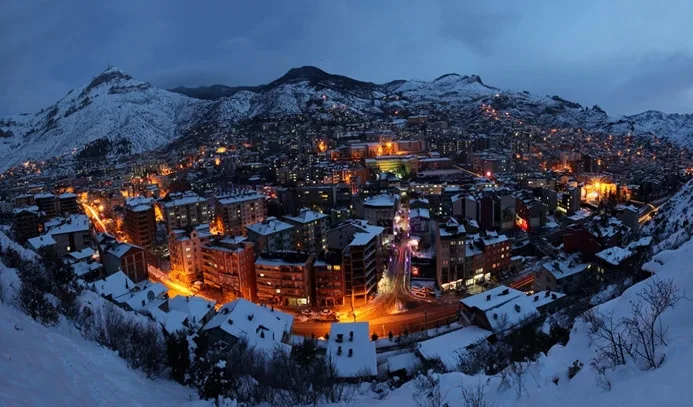  Thy İle Uçaklı Butik Batum ve Ayder Yaylası Turu (2 Gece Batum Konaklamalı)