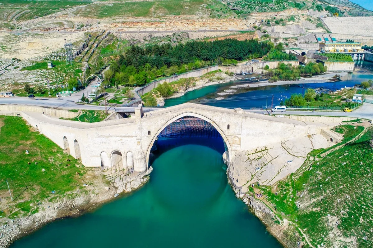 Uçaklı Butik Gaziantep Urfa Mardin Diyarbakır Gap Turu (2 Gece Otel Konaklamalı)