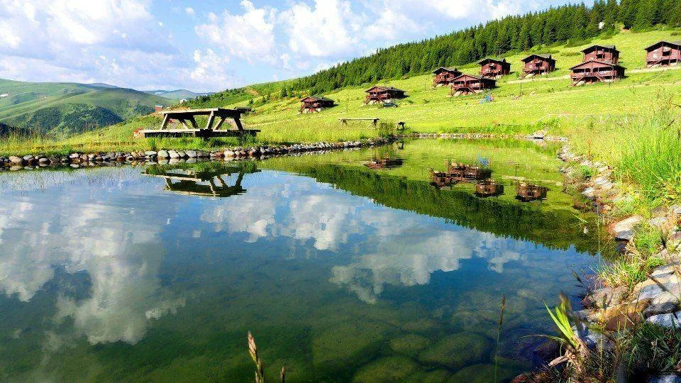 Uçaklı Kuzey Yıldızı Doğu Karadeniz Yaylaları ve Batum Turu (4 Gece Otel Konaklamalı)