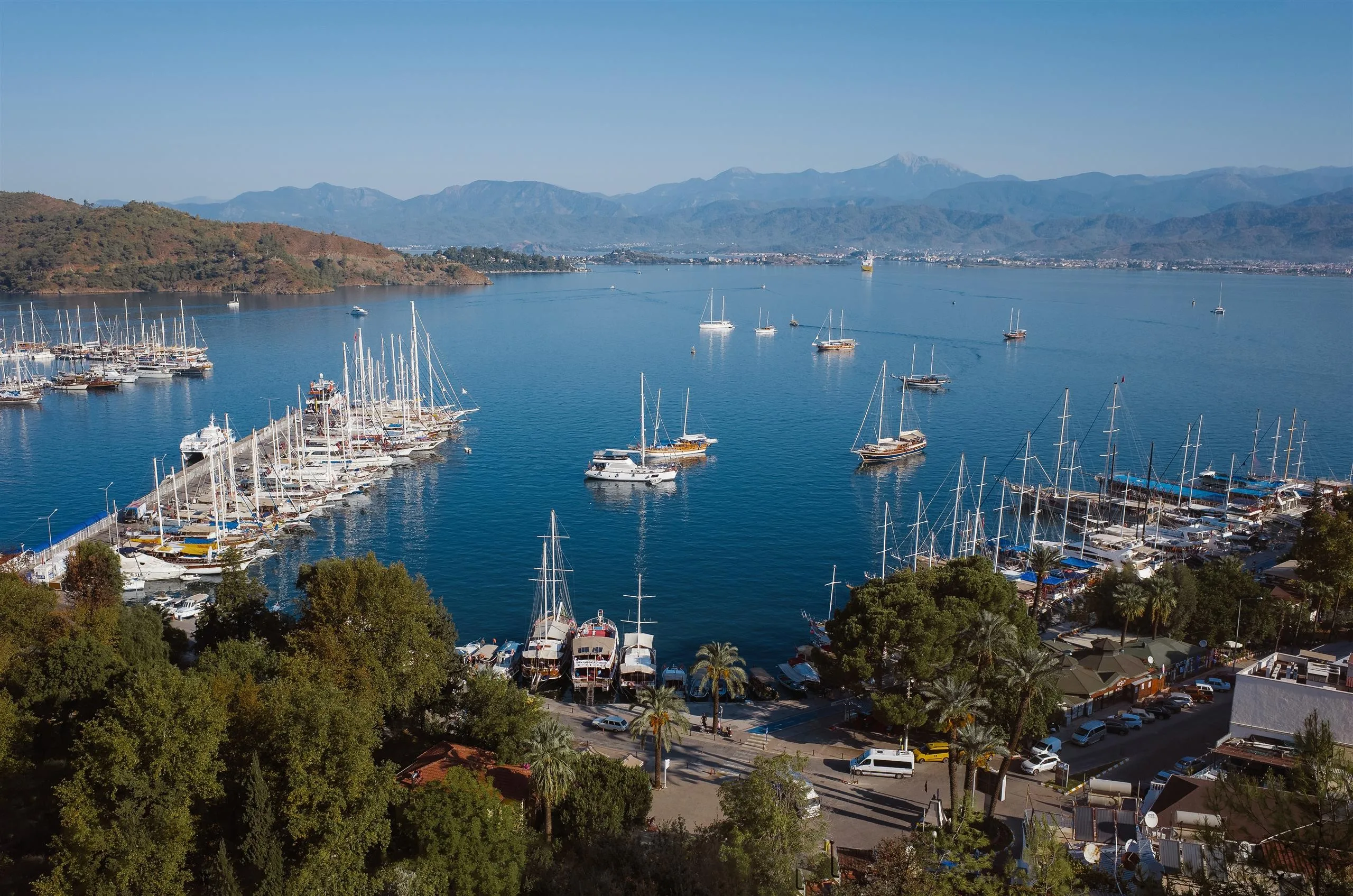 Uçaklı Likya Fethiye Ölüdeniz Akyaka Yüzme ve Tekne Turu (3 Gece Otel Konaklamalı)