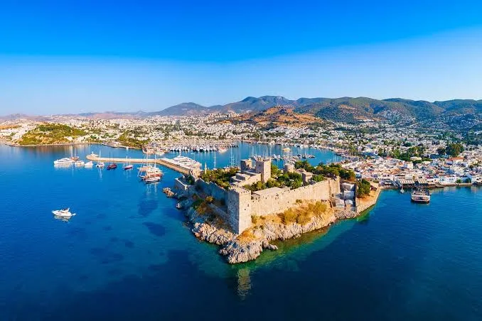 Uçaklı Rüya Gibi Ege Akdeniz Antalya Kaş Fethiye Ölüdeniz Akyaka Bodrum Turu (5 Gece Otel Konaklamalı)